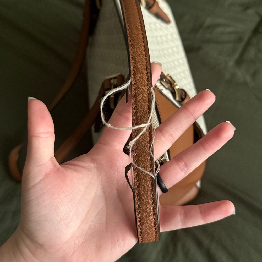 Michael Kors Purse - Picture 9 of 9